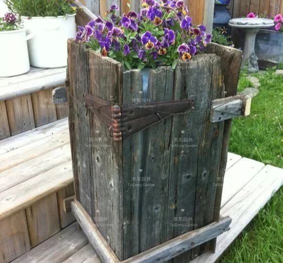 1676005651279948.jpg 花箱