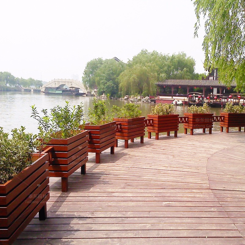 1689148149169351.jpg 花箱