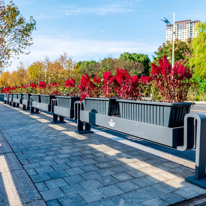 1689148192113727.jpg 花箱