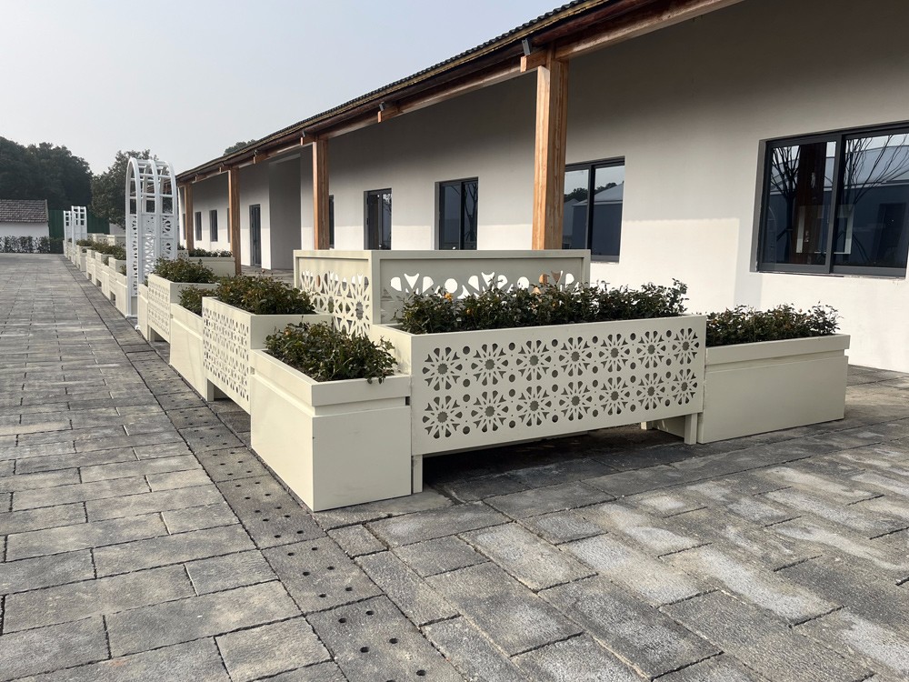 1704158320260594.jpg 花箱