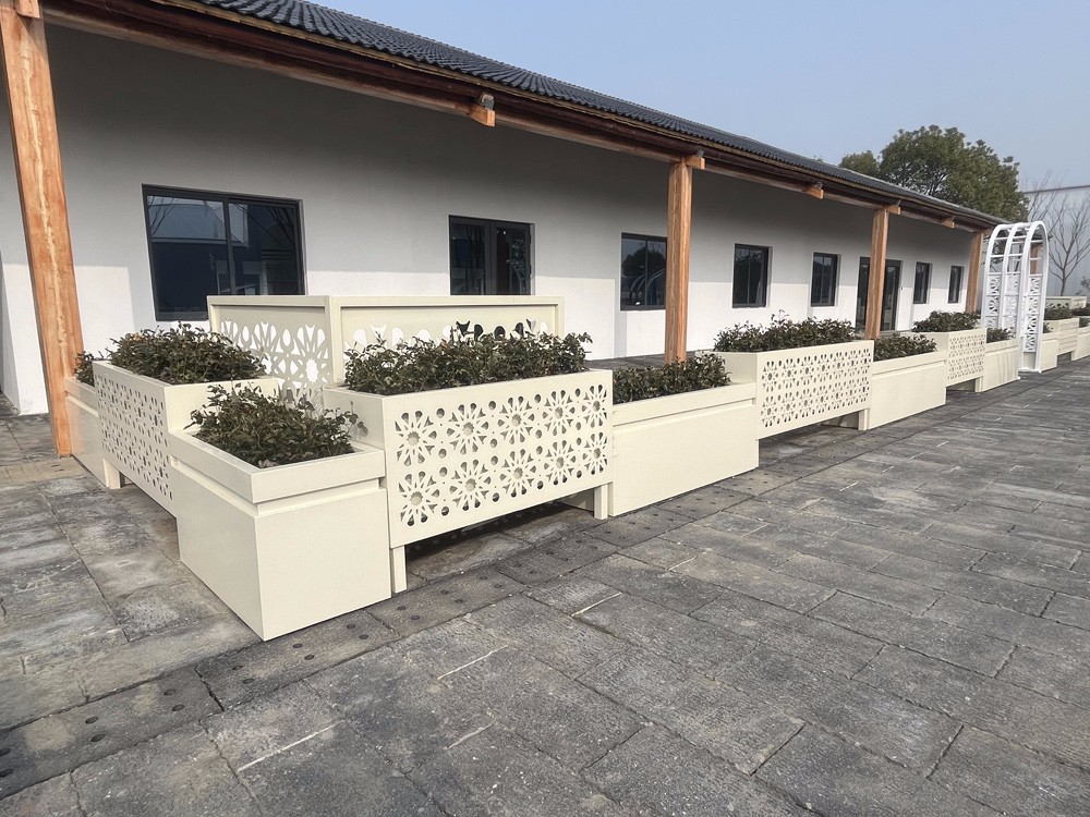 1704158320861405.jpg 花箱